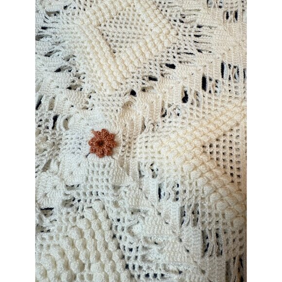 Vtg Handcrafted Whiter Knit Crochet Blanket With Colorful Flowers 67”x61” - Picture 4 of 7